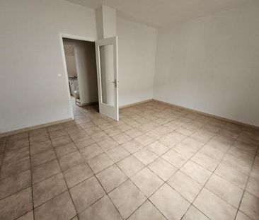 Location Appartement 3 pièces 56m² LE CREUSOT 71200 - Photo 1