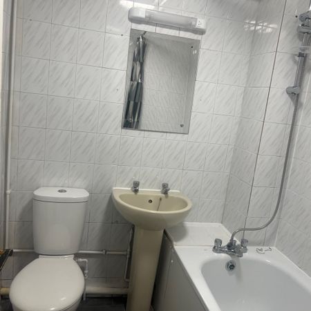 Room in a Shared Flat, Lansdowne Place, BN3 - Photo 4