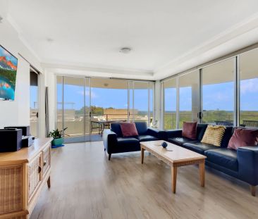 Fully Furnished Beachfront Apartment - Photo 4