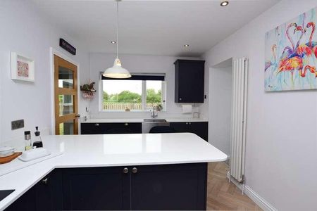 Rayleigh Drive, Wideopen, Newcastle Upon Tyne, NE13 - Photo 2