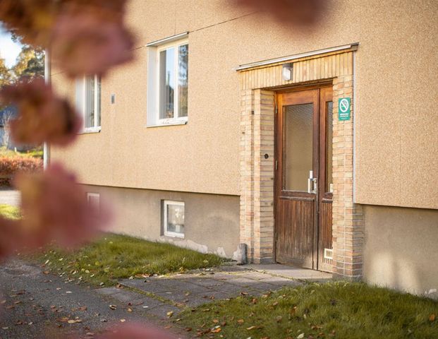 Örabergsvägen 9 - Foto 1
