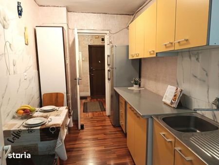 Apartament 3 camere decomandat, Etaj 2/8, metrou Piata Iancului - Fotografie 3