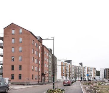 Hägerneholmsvägen, Täby - Photo 2