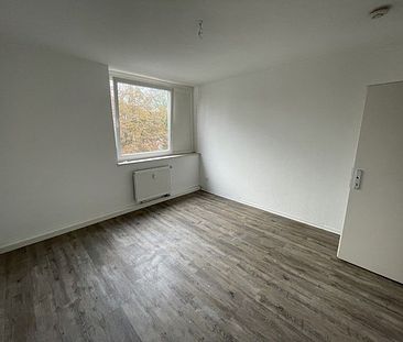 Jetzt zugreifen: bezugsfertige, schöne 2,5-Zimmer-Wohnung ab sofort! - Foto 1