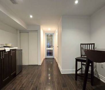 One-Bedroom apartment for rent, Bloor&Ossington - Photo 2