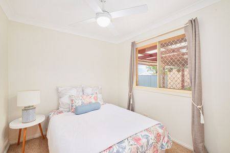 Cute & Cozy Home in Greenmeadows - Photo 5