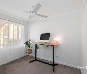 77, Kirkland Avenue, QLD, Coorparoo - Photo 5