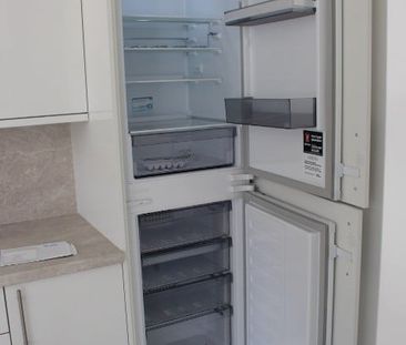 1 Bed Flat, Henry Doulton Drive, SW17 - Photo 5