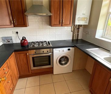 Bridge Road, Bagshot, Surrey, GU19 5AT - Photo 5