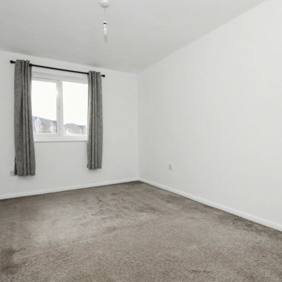 Prestatyn Close, Stevenage, Hertfordshire - Photo 1