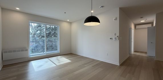 ⭐ APPARTEMENT 4 1/2 MODERNE ET NEUF - Photo 2