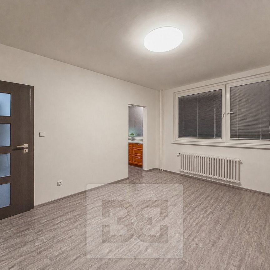 Pronájem bytu 1+kk 31 m² - Photo 1