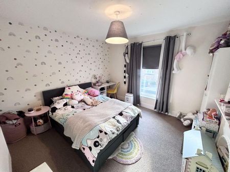 2 bedroom semi-detached house to rent - Photo 3