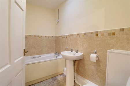 Fleetgate, Barton-Upon-Humber, DN18 - Photo 3