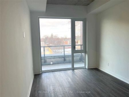 1808 St. Clair Avenue W #203 - Photo 3