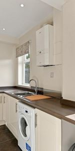 4 bedroom terraced house to rent - Photo 3