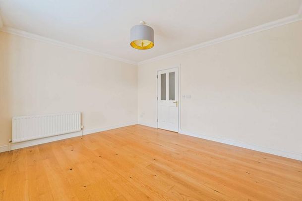 4 bedroom house to rent - Photo 1