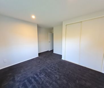 10 Sedgemoor Close, Burwood Christchurch - Photo 2