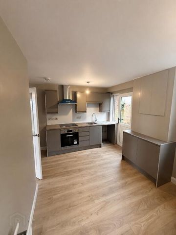 160 East Street, Newtownards, BT23 7DD - Photo 3