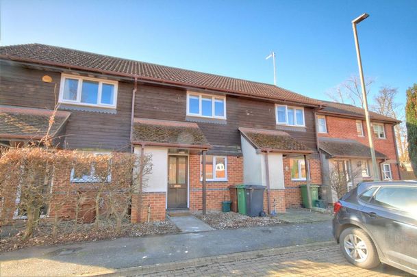 2 bedroom terraced house to rent - Photo 1