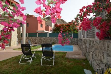 Complete Disconnection: Spectacular Villa with Private Pool in Tauro - Photo 3