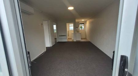 Fresh as a Daisy - Photo 2