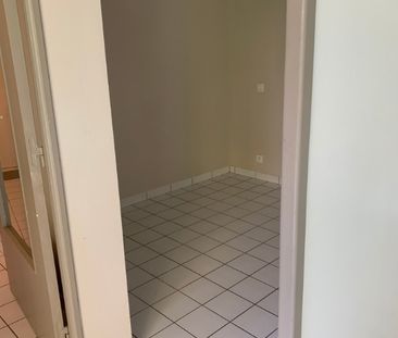 Location Appartement 1 pièce 33m² - Photo 1