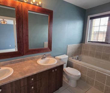 For Lease - 9 Samba Street, Richmond Hill, Ontario - Photo 6