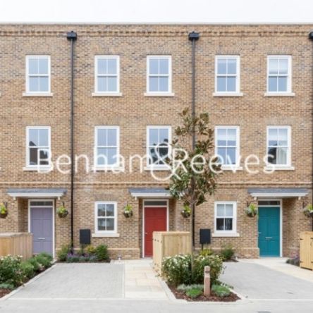3 Bedroom house to rent in Richmond Chase, Richmond, TW10 - Photo 1