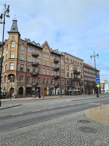 Drottninggatan 15B - Foto 2