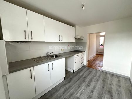 Location Appartement 3 pièces 83m² DEVILLE LES ROUEN 76250 - Photo 5