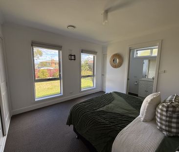 Feel at home, Living Here - Photo 6