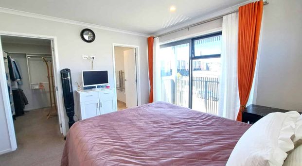 Fabulous Family House - Photo 1