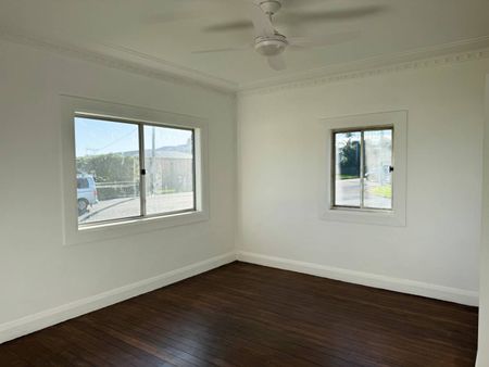 Conveniently Located Family Home - Photo 2