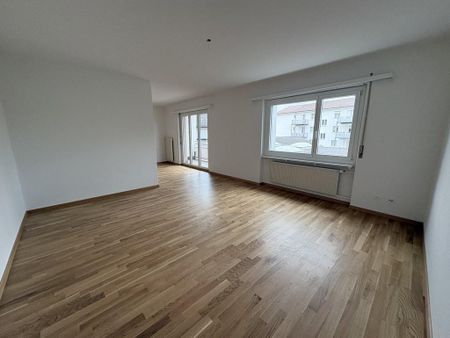 2.5 Zimmer-Wohnung mit grosszügigem Balkon in Biel/Bienne - Foto 2