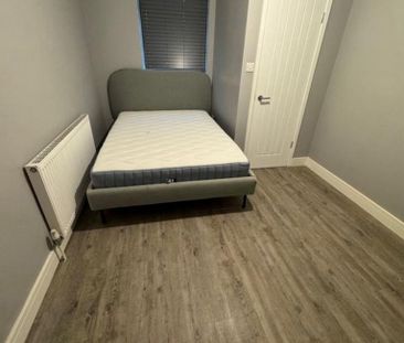 1 bedroom hotel room to rent - Photo 1