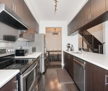 For Lease - 104 Denarius Crescent, Richmond Hill, Ontario - Photo 4