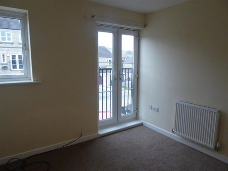 2 bedroom semi-detached house to rent - Photo 3