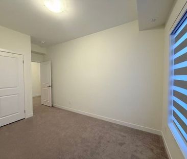 For Lease - 27 Harvey Bunker Crescent, Markham, Ontario - Photo 6