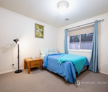 Stunning 4 bedroom home - Photo 6