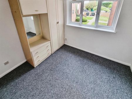 1 Bedroom Flat to Rent in Spencer Court, Rushden, Northants, NN10 - Photo 5