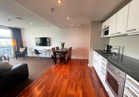 Two Bedroom Inner City Apartment - Photo 3