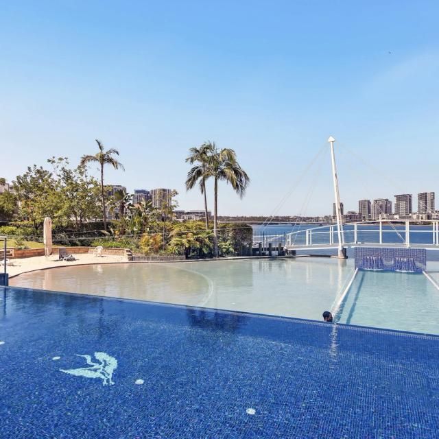 Huge Terrace & Big Bay Views - Photo 2