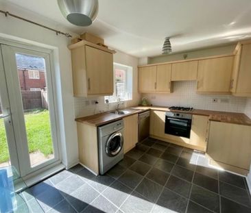 Room in a Shared House, Canal Court, B27 - Photo 2