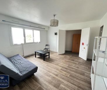 Location Appartement 1 pièce 36m² BOURGES 18000 - Photo 2