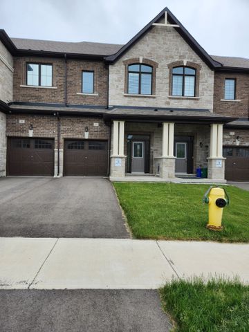 For Lease - 7 Viola Street, East Gwillimbury, Ontario - Photo 3
