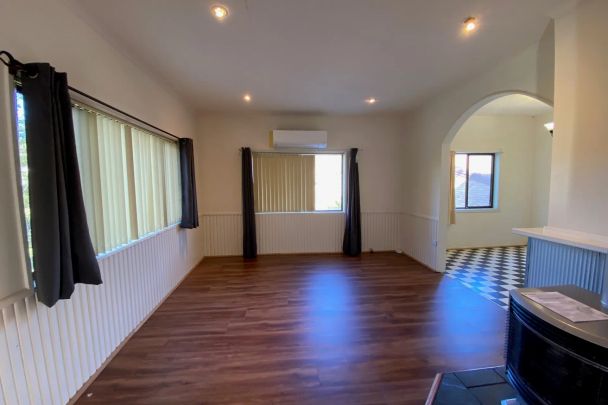 Neat 2-Bedroom Home in a Quiet Location - Photo 1