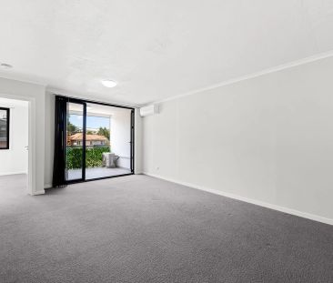 AVAILABLE NOW - 2 Bedroom 2 Bathroom Unit - Photo 1