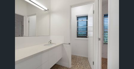 Beautiful Low-Maintenance Home in Noosa Northrise Estate - Photo 2