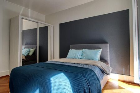 Adrienne #4 - Photo 5